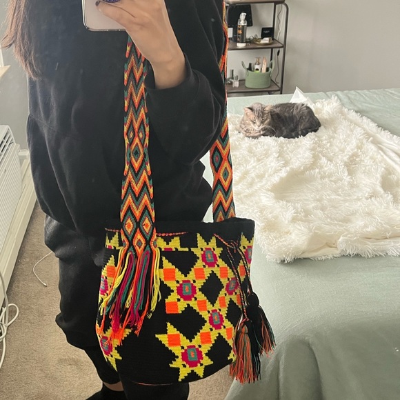 GORGEOUS - Bucket bag - knitted and handmade in Colombia - Picture 8 of 9